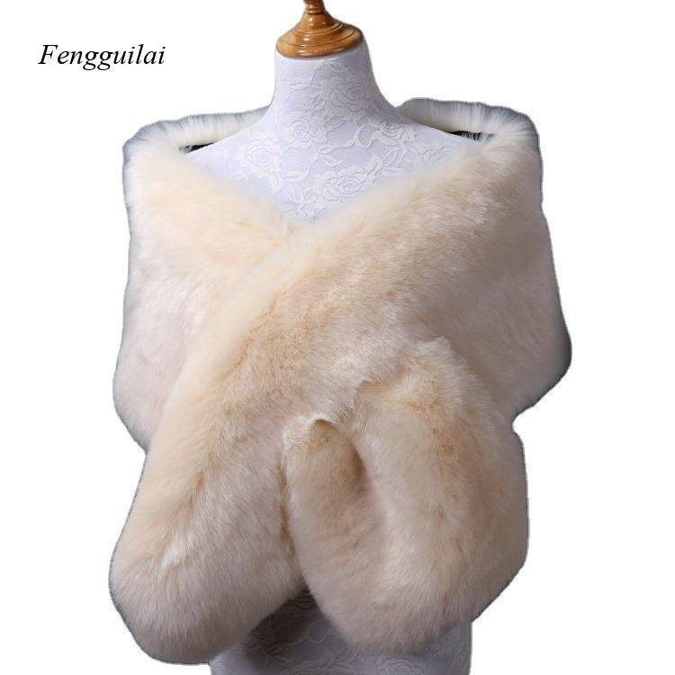 Women's White Faux Fur Shawl B - Stole Wedding Shawl 评论和价格